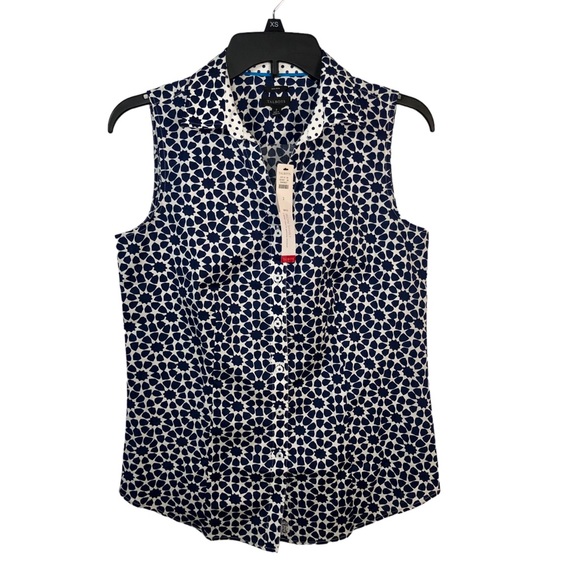 Talbots Tops - Talbots Sleeveless Non-iron Perfect Shirt w/ Collar Navy/White Print Size 2 NWT